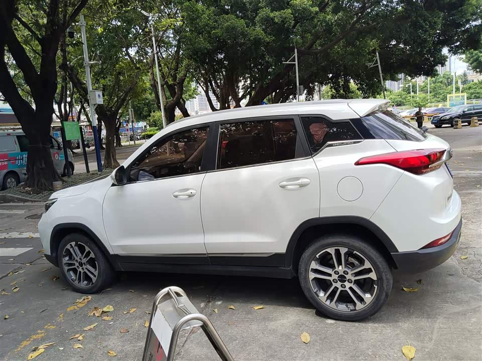 BAIC Beijing X3 BAIC Beijing X3