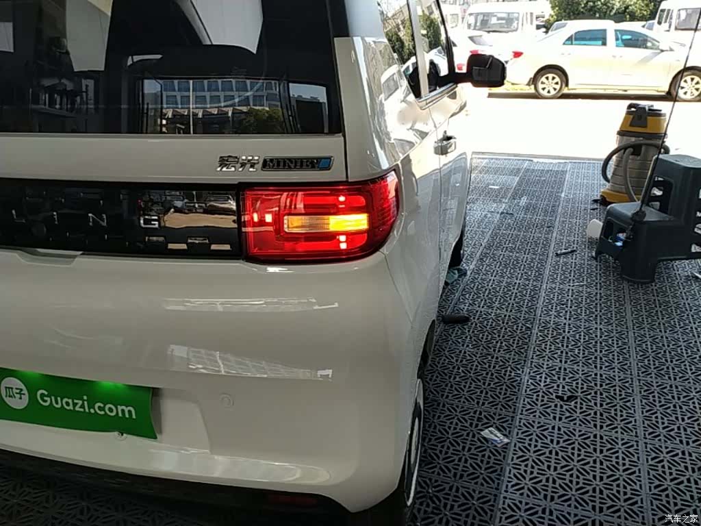 Wuling MINIEV, 2022 8