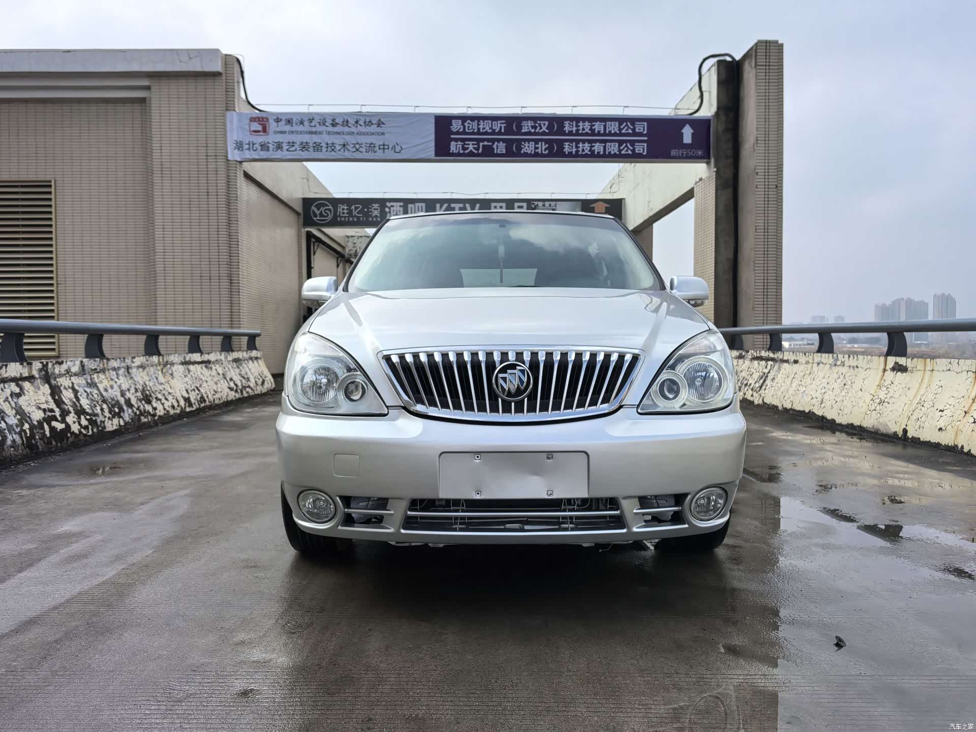 Buick GL8, 2014 35