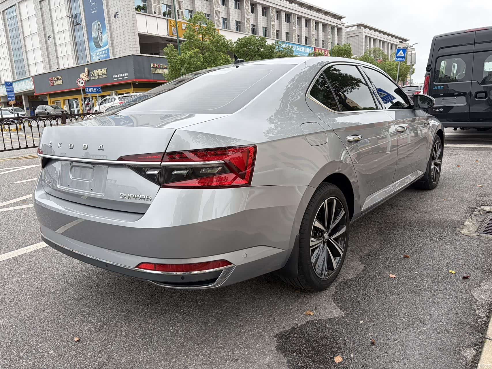 Skoda Superb, 2023 7
