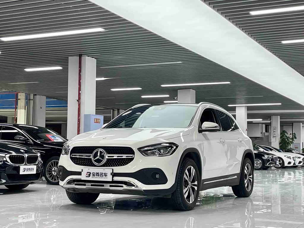 Mercedes-Benz GLA