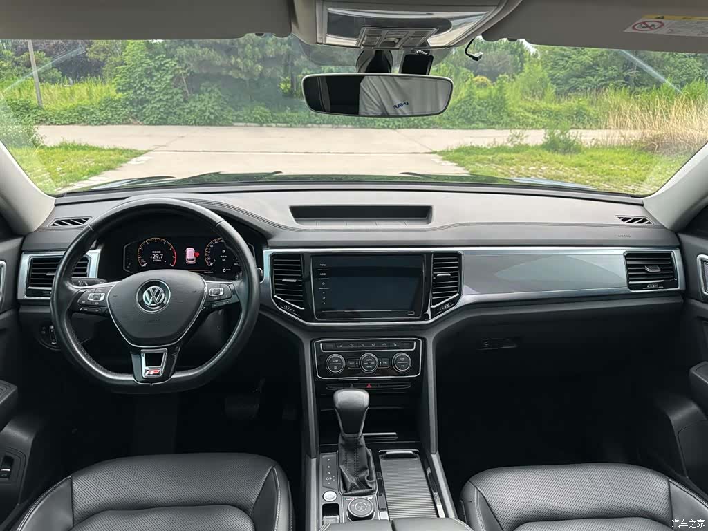 Volkswagen Teramont, 2020 11