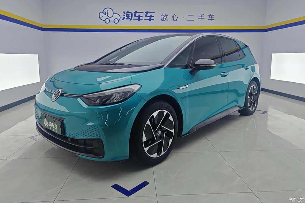Volkswagen ID.3, 2023 1