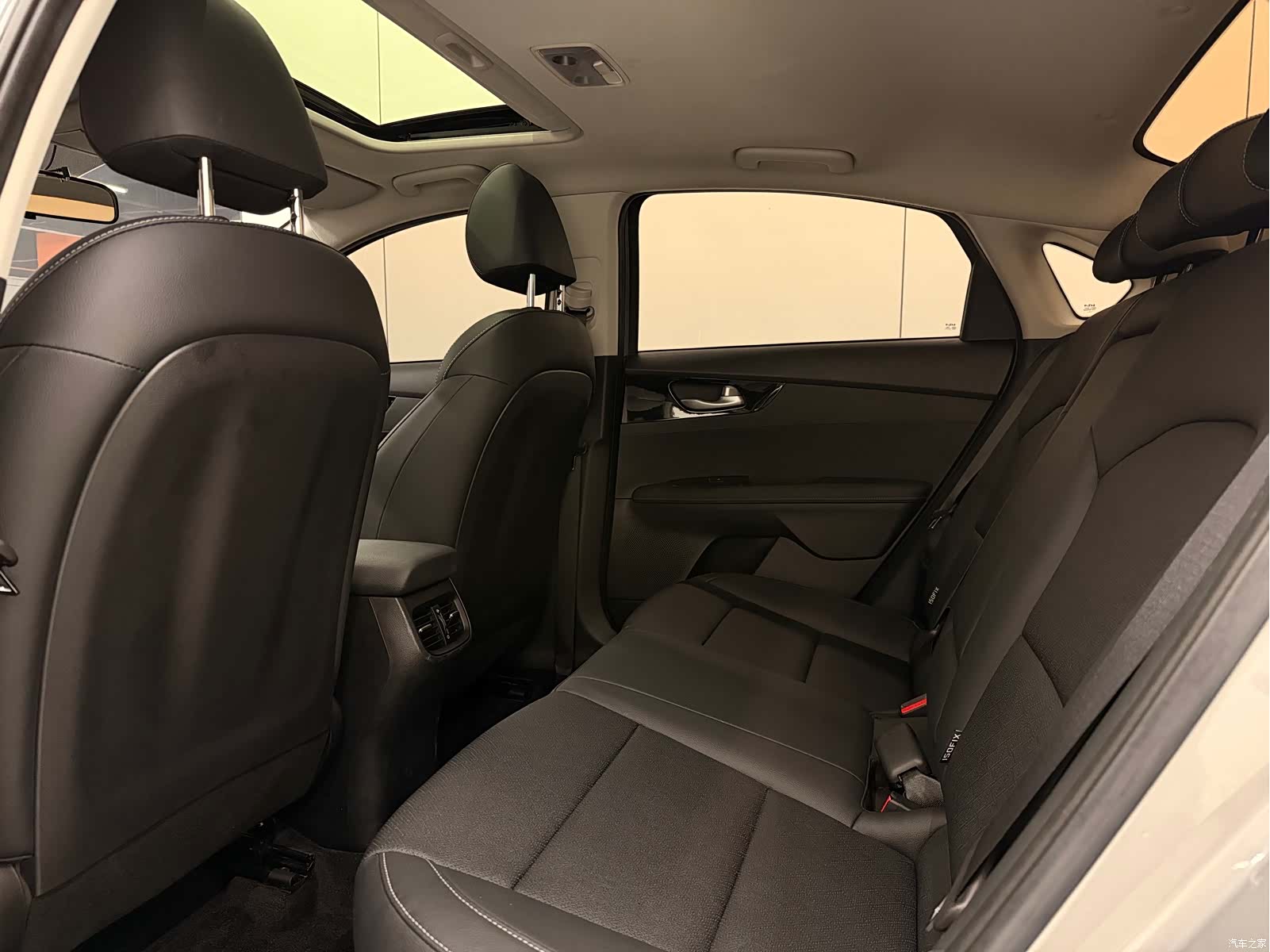 Kia K3, 2022 12