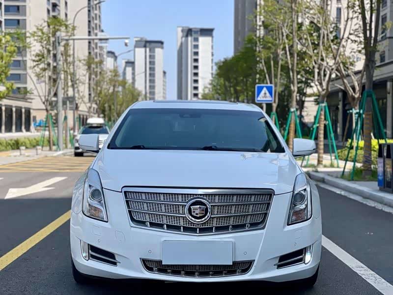 Cadillac XTS