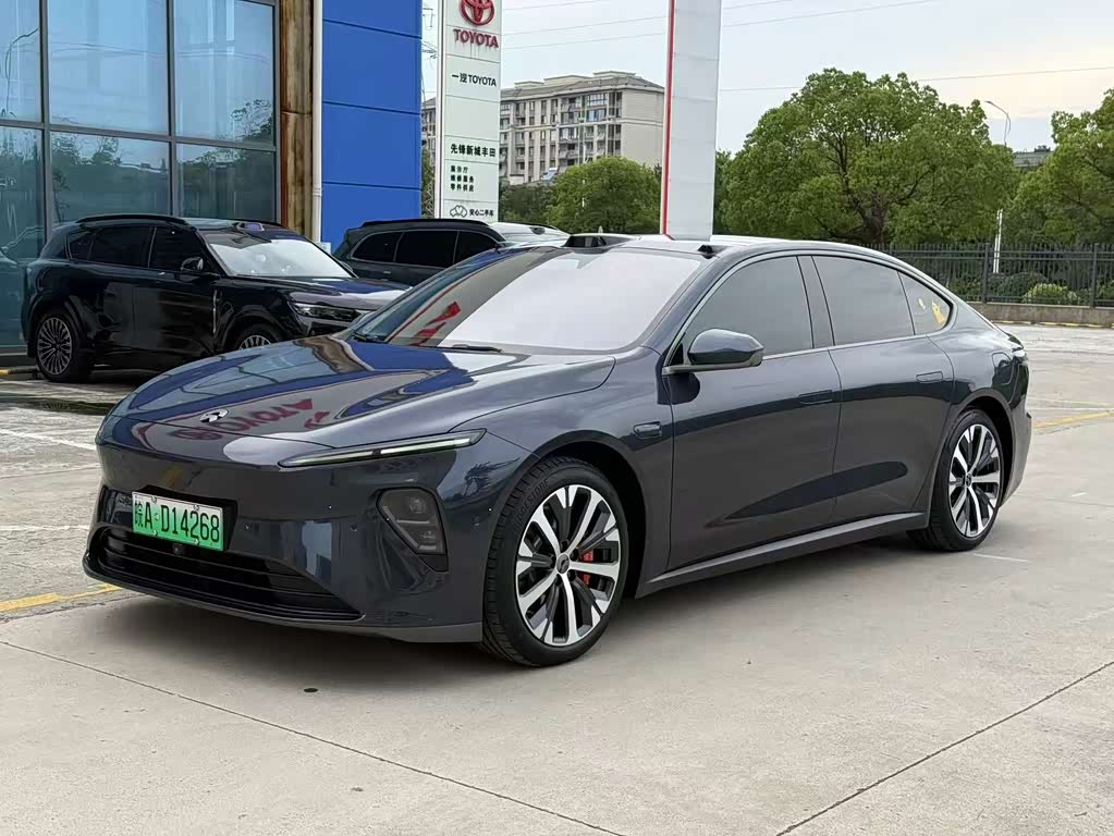 NIO ET7