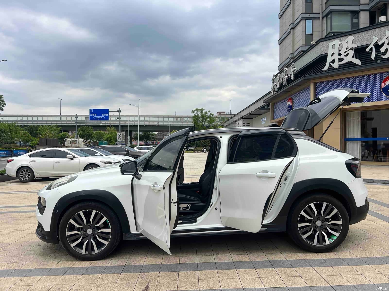 Lynk & Co 01, 2018 25