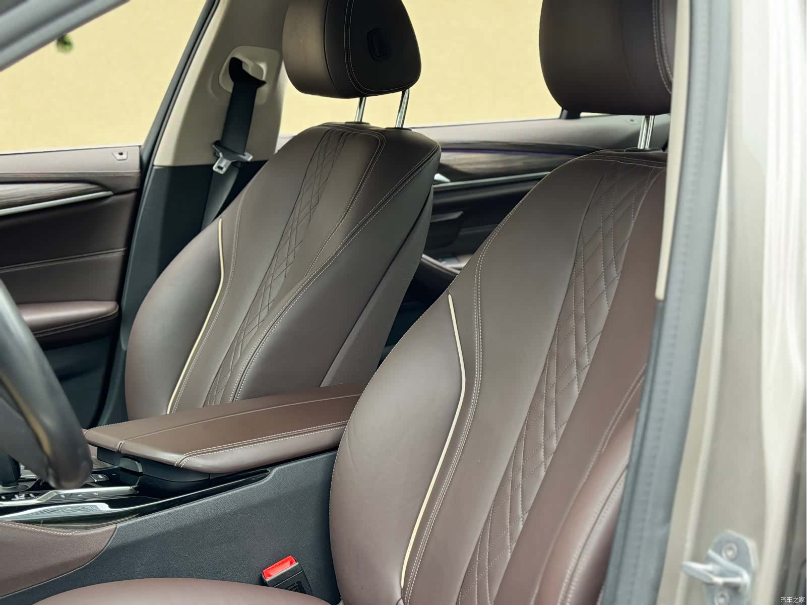 BMW 5 Series, 2020 15