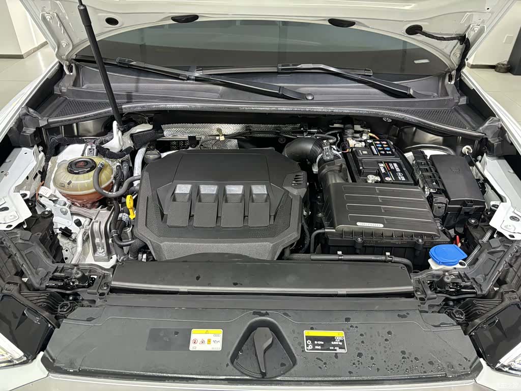 Audi Q3, 2021 11