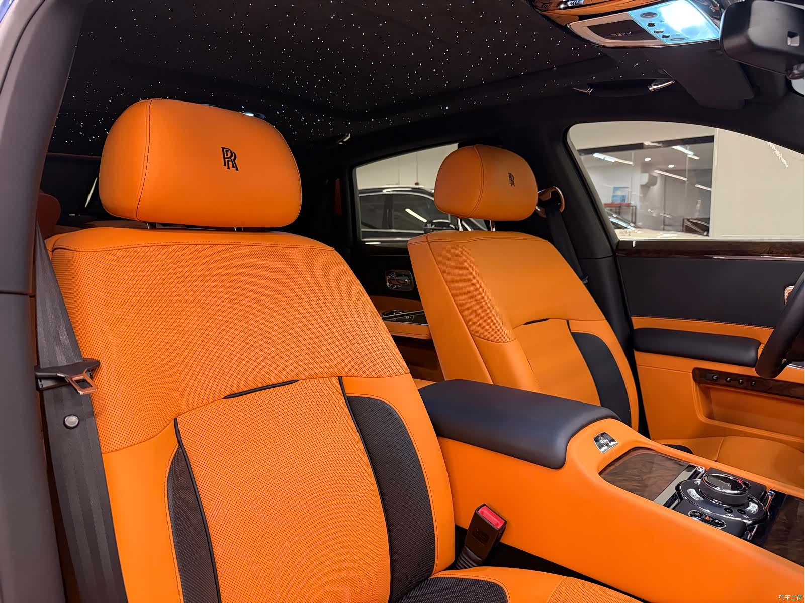 Rolls-Royce Ghost, 2015 8