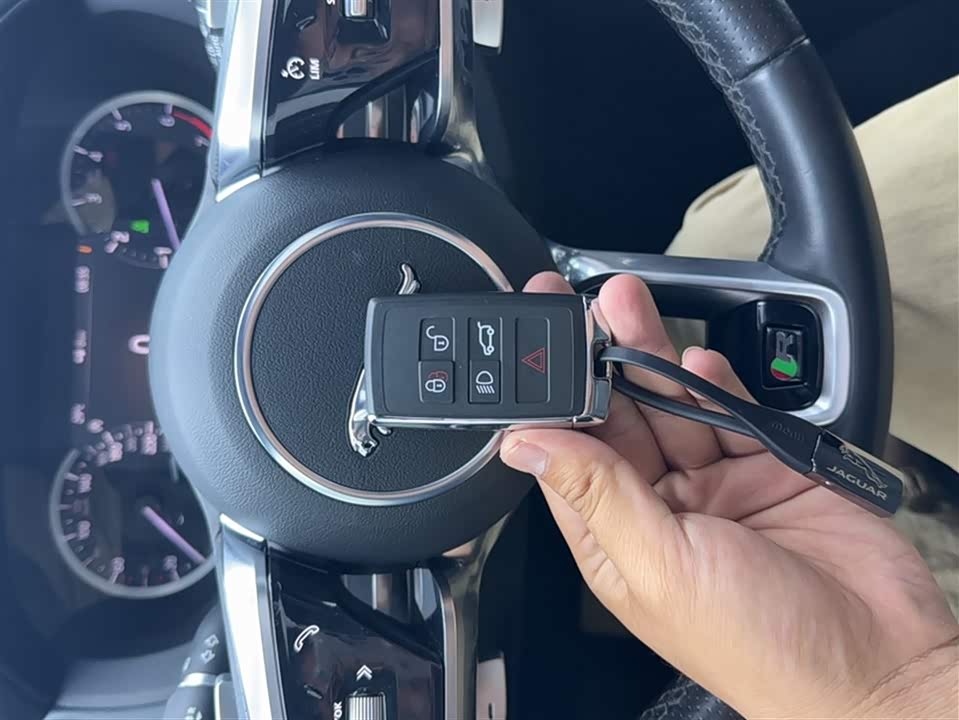 Jaguar XEL