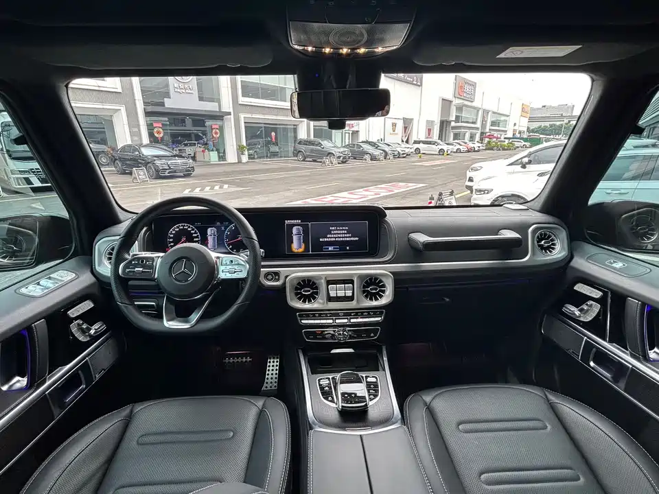 Mercedes-Benz G-class