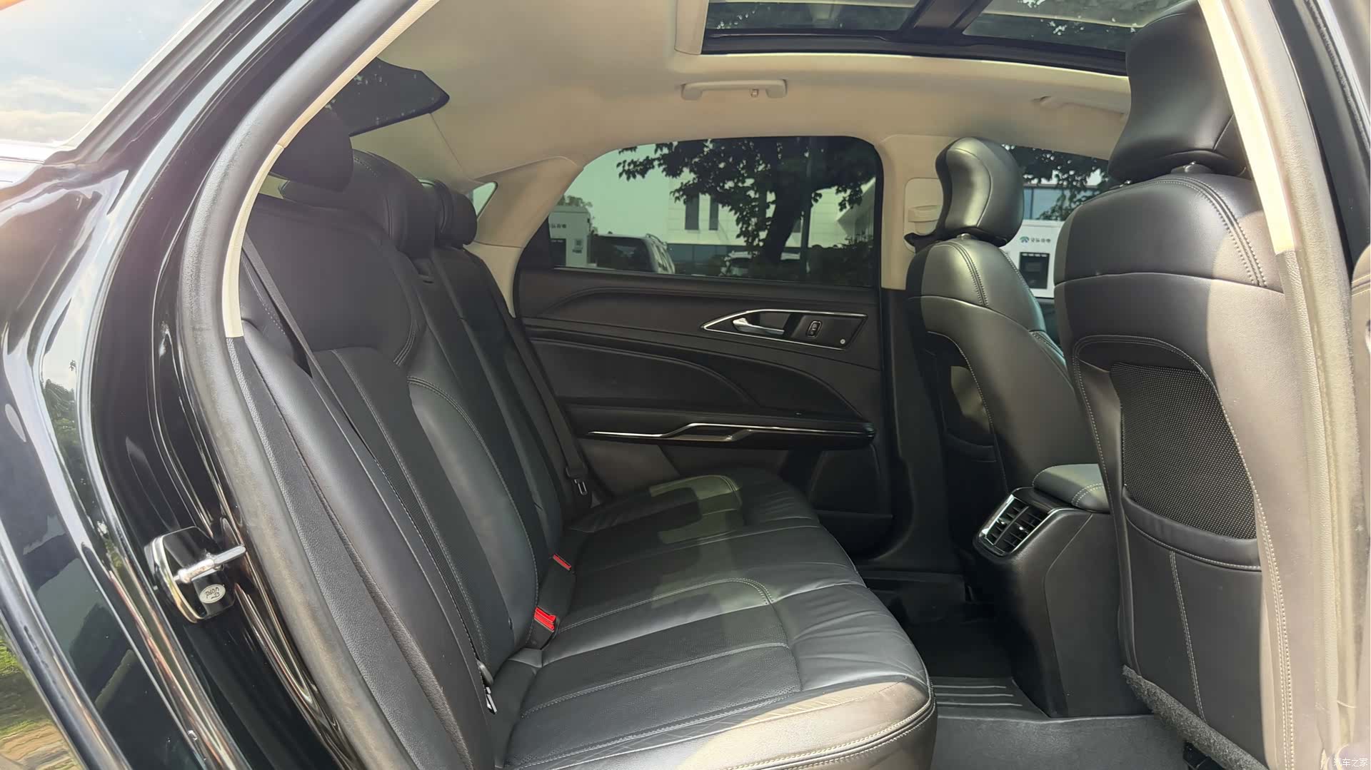 Ford Taurus, 2020 14