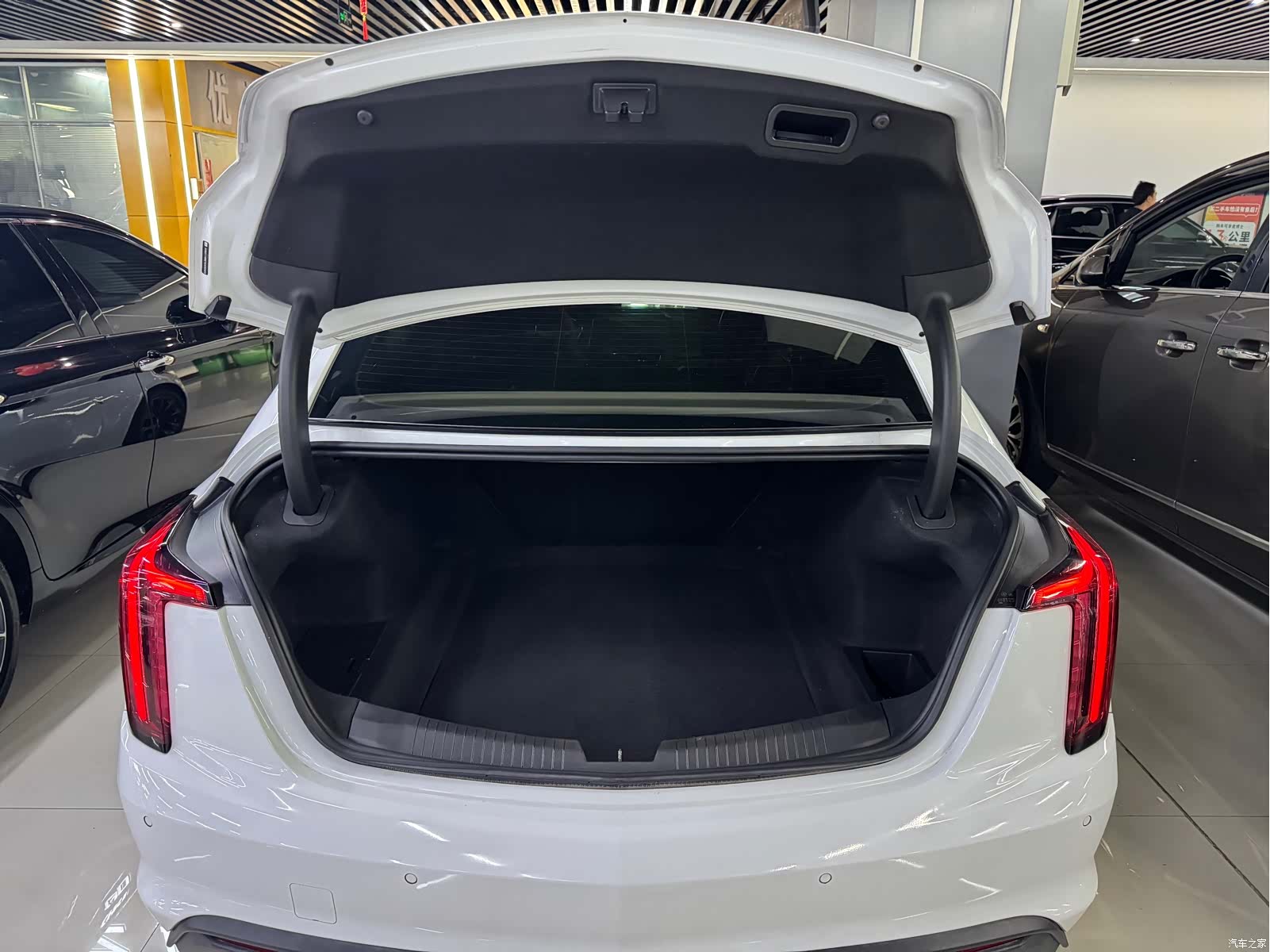 Cadillac CT5, 2021 6