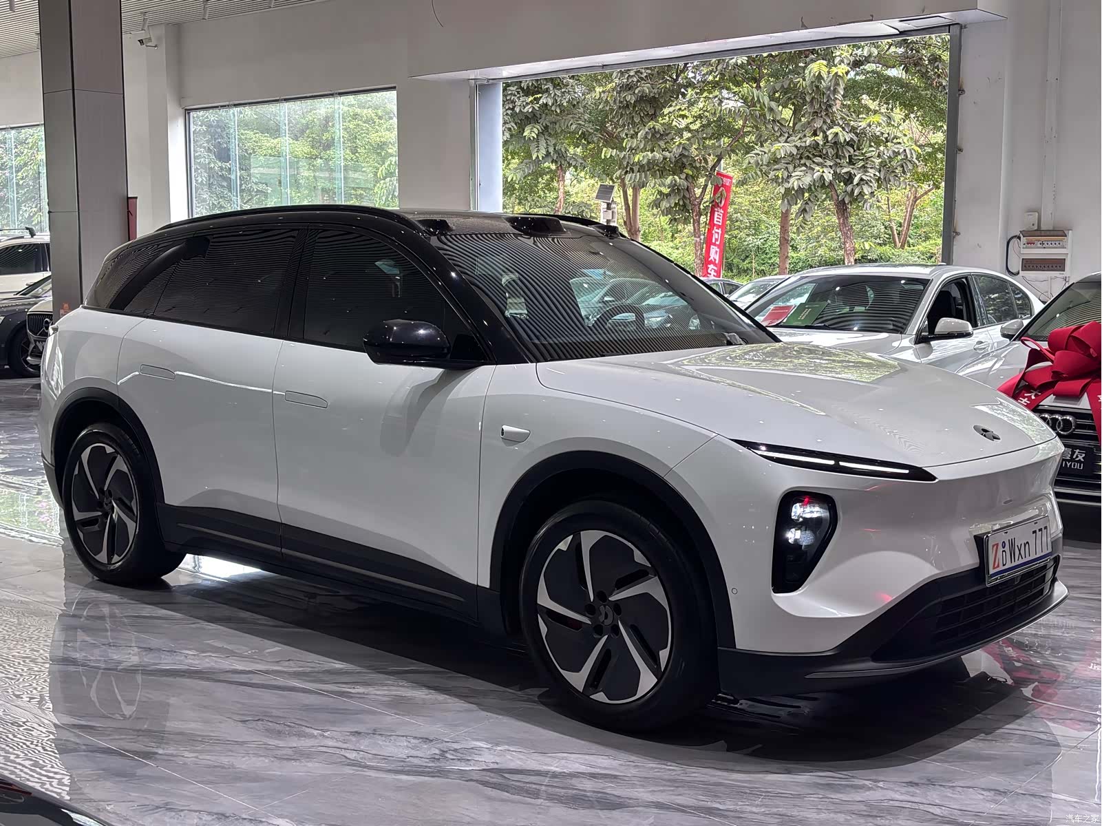 NIO ES6, 2023 4
