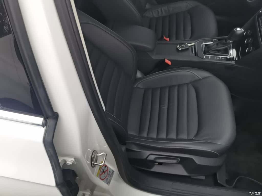 Volkswagen Lamando, 2017 25