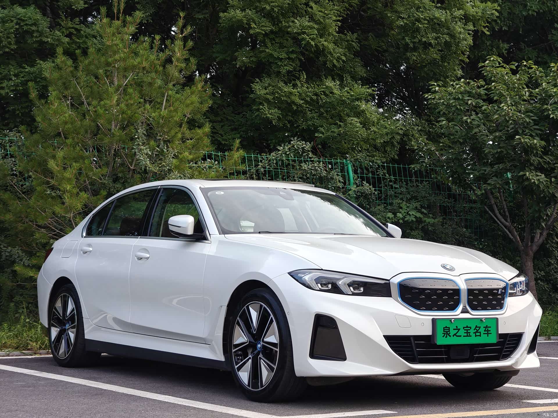 BMW i3, 2023 4