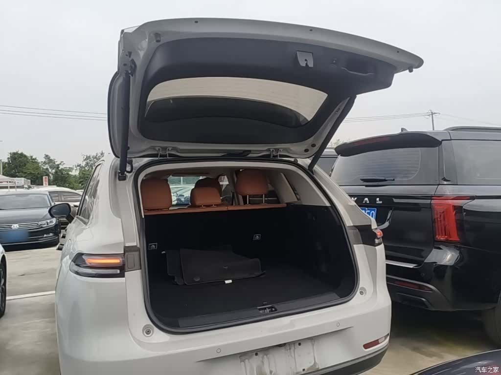 Leapmotor C10, 2025 19
