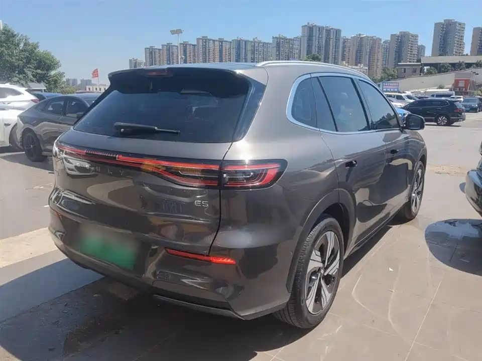 Geely Galaxy Galaxy E5