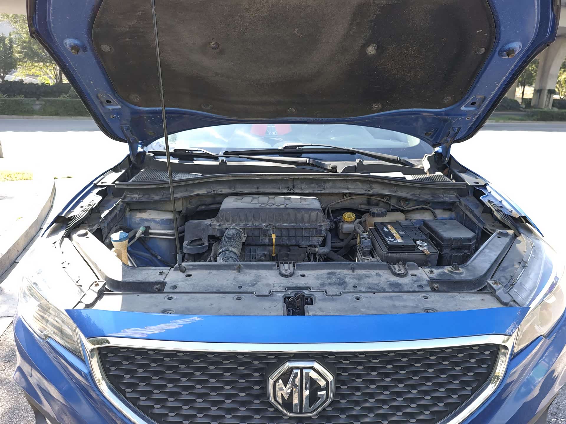 MG ZS, 2017 16