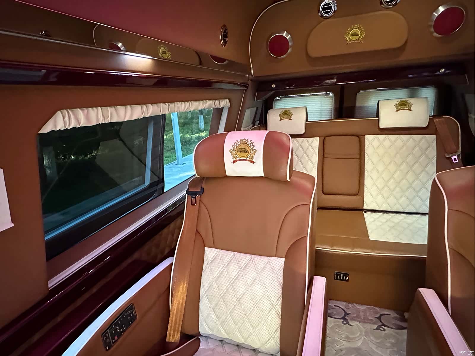 Ford E350, 2015 19