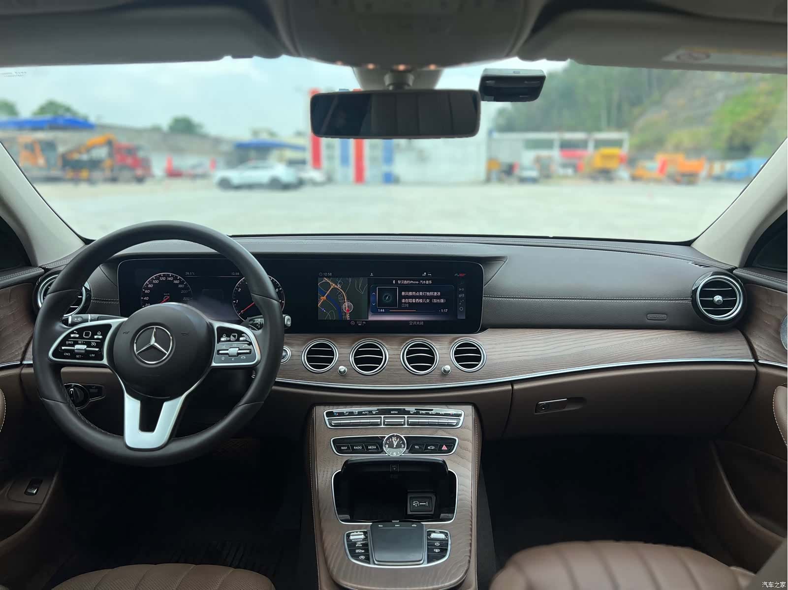 Mercedes-Benz E-Class, 2020 6