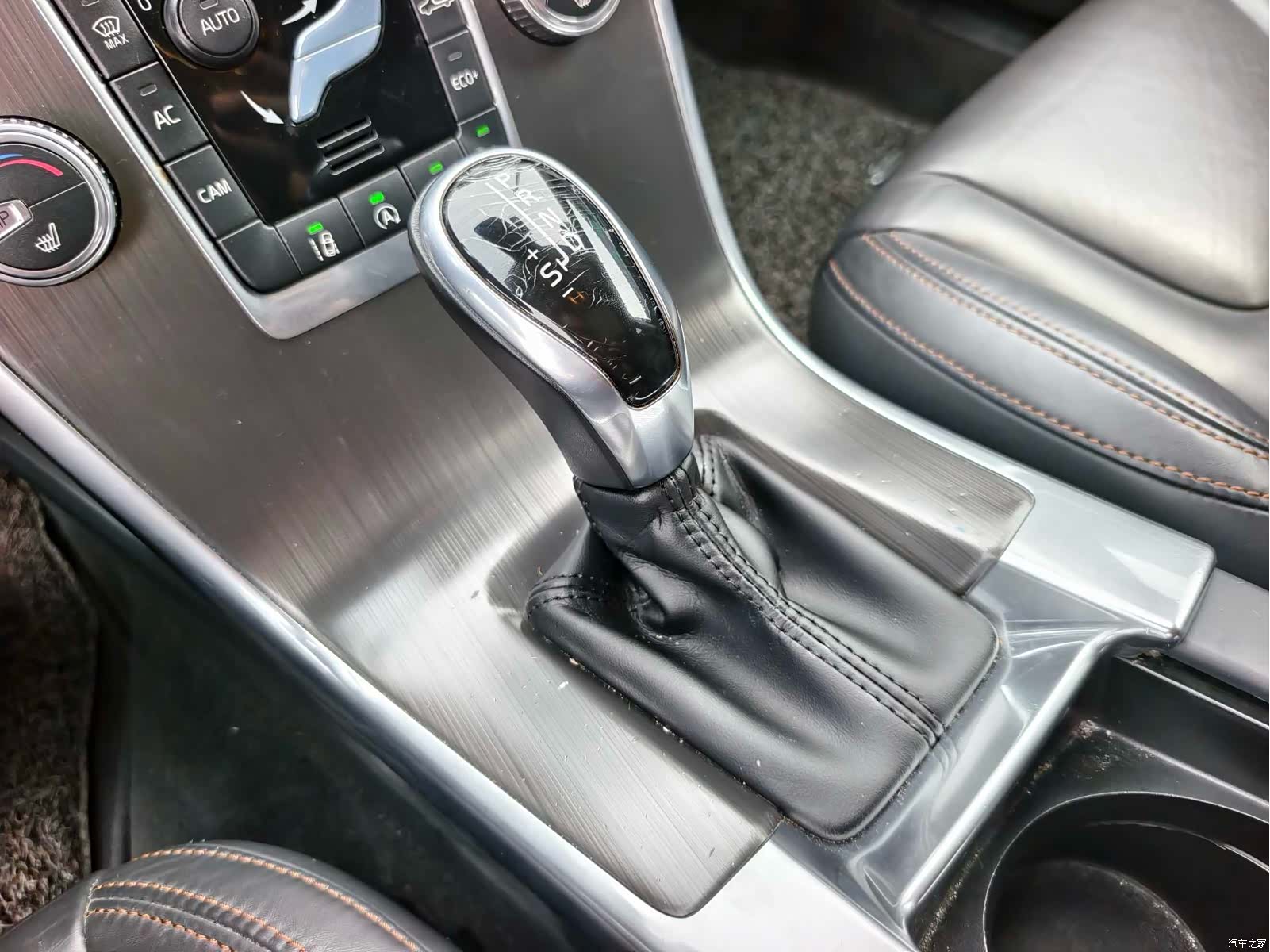 Volvo XC60, 2014 4