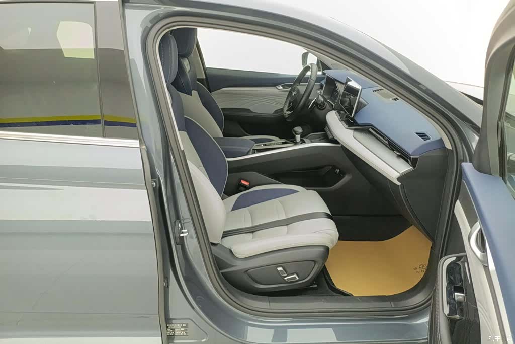Geely Preface, 2024 8