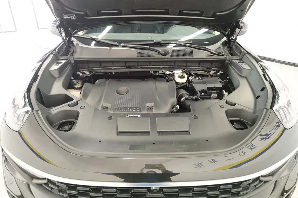 Lynk & Co 01, 2022 10