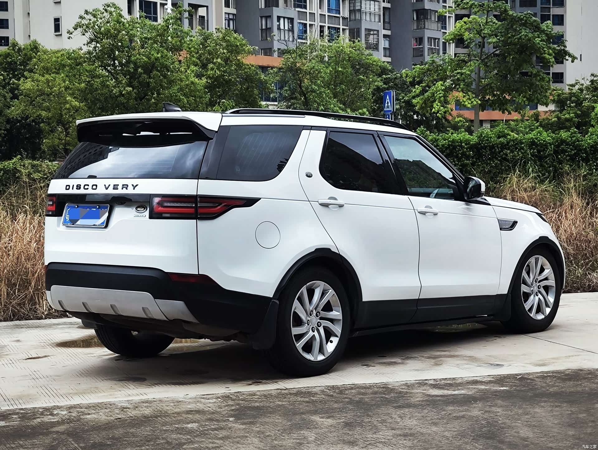 Land Rover Discovery, 2017 3