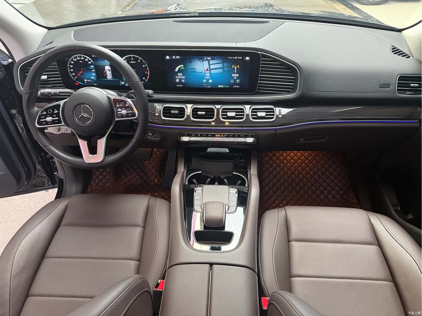 Mercedes-Benz GLE, 2023 12