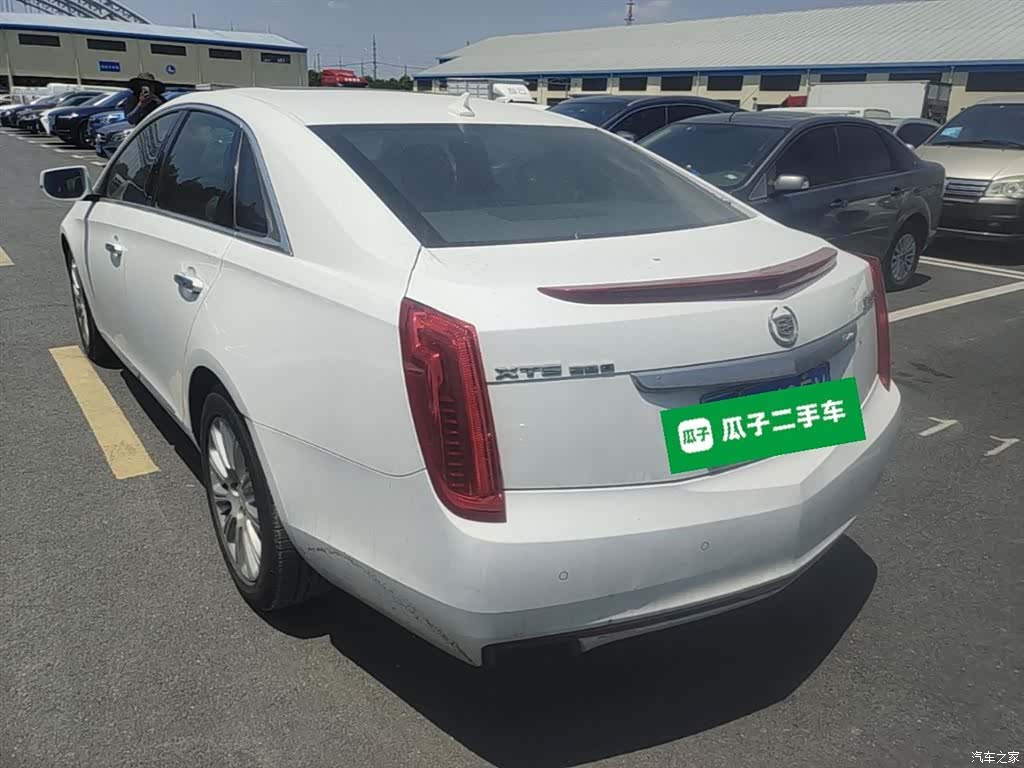 Cadillac XTS, 2015 все фото