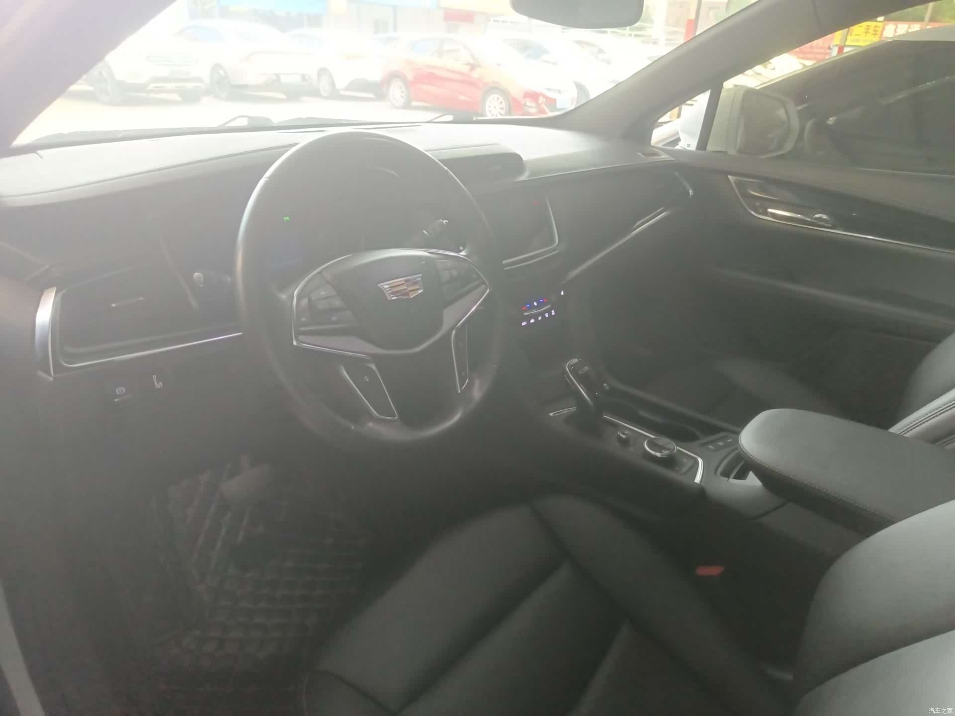 Cadillac XT5, 2021 все фото