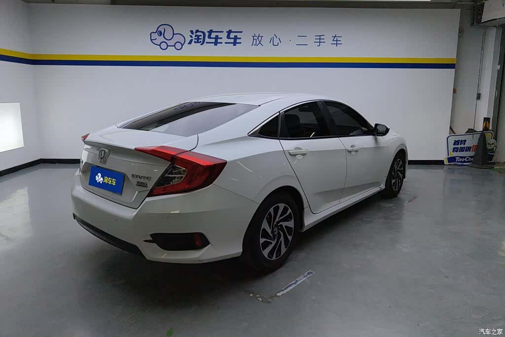 Honda Civic, 2019 3