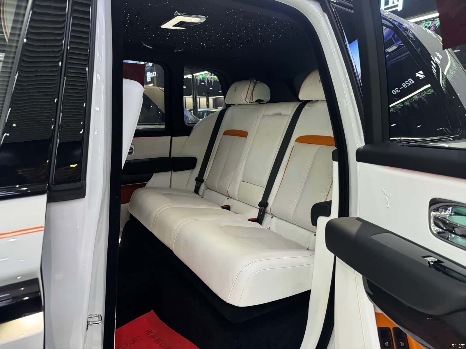 Rolls-Royce Cullinan, 2026 6