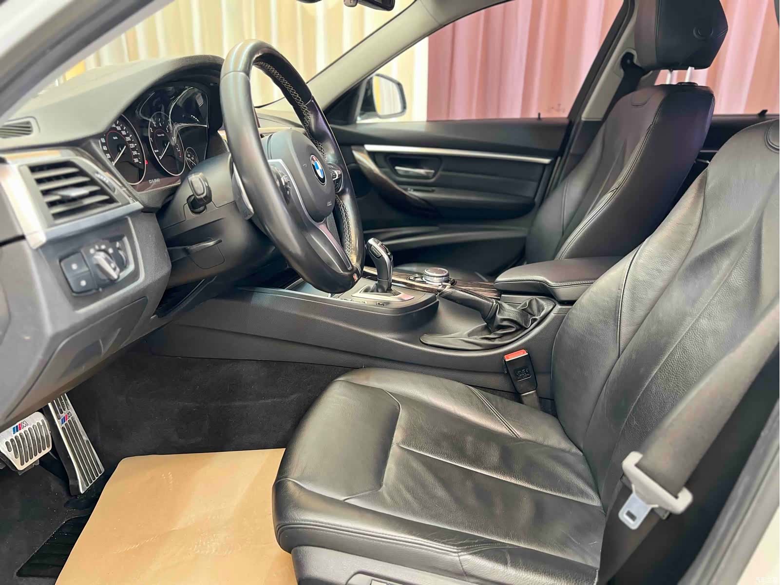 BMW 3 Series, 2019 9