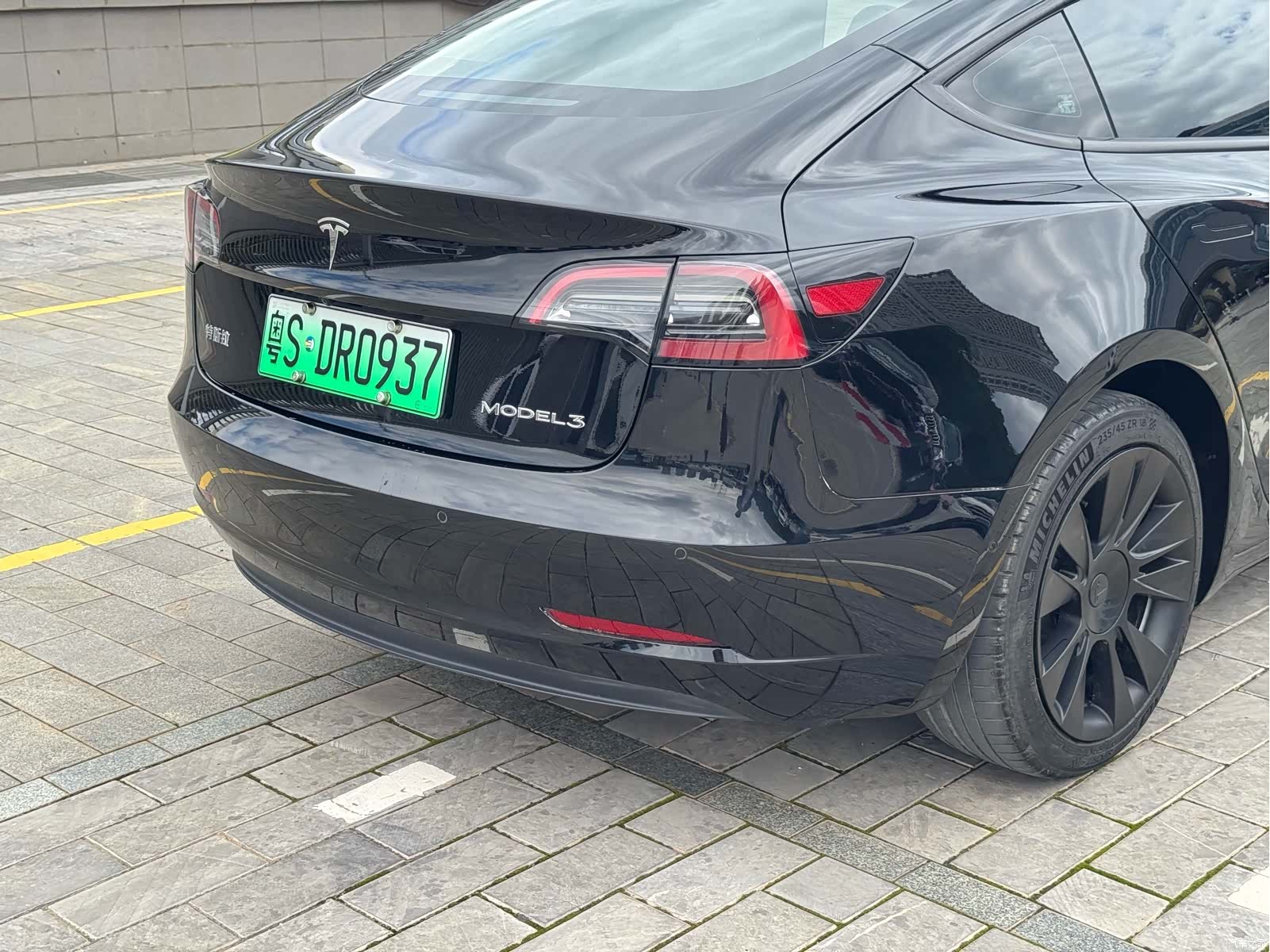 Tesla Model 3, 2023 14