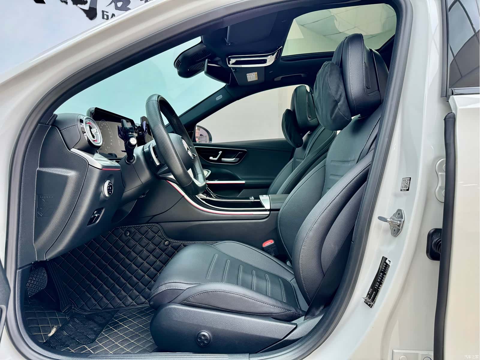 Mercedes-Benz C-Class, 2023 все фото