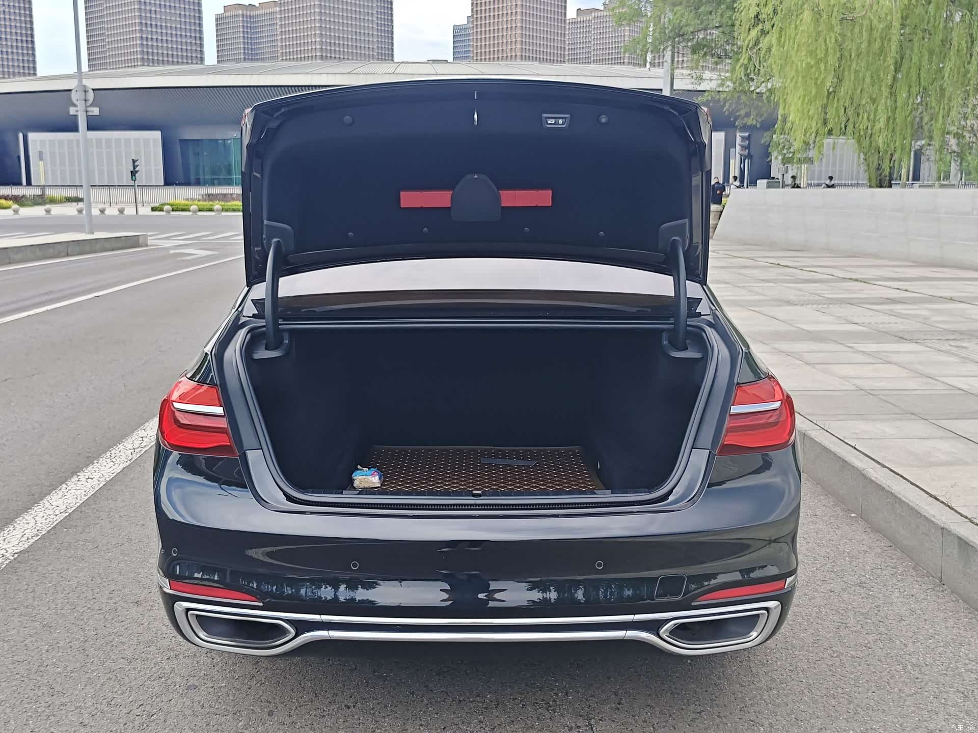 BMW 7 Series, 2018 20