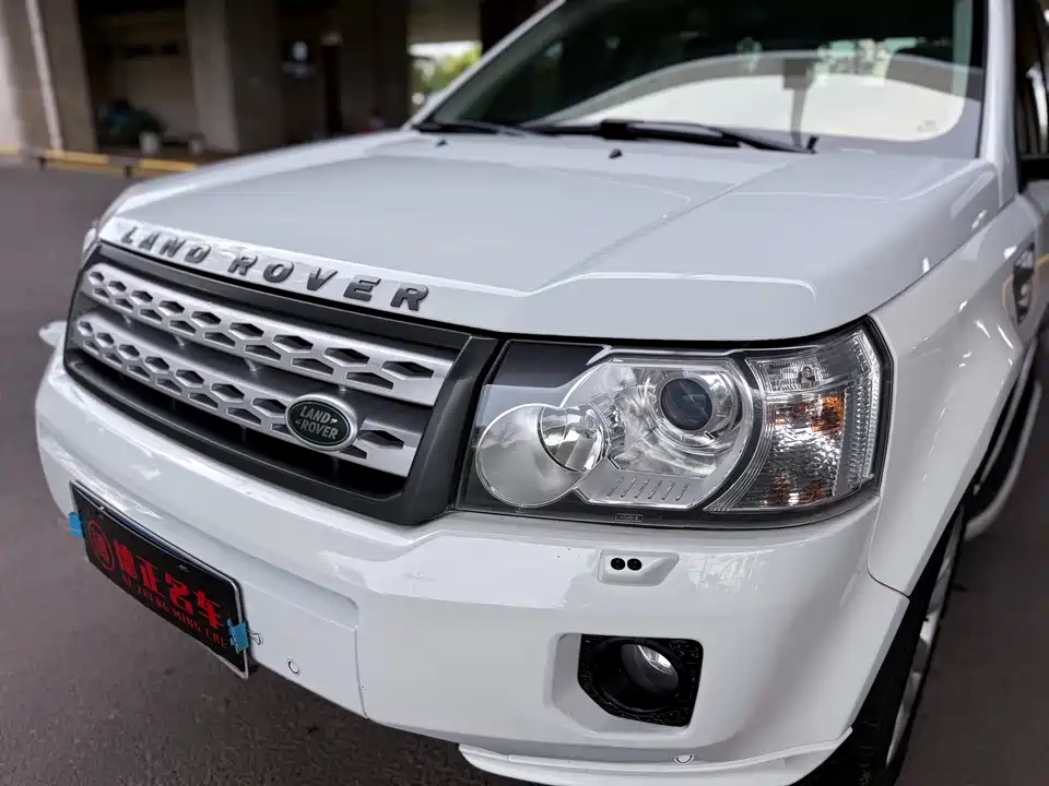 Land Rover Freelander 2