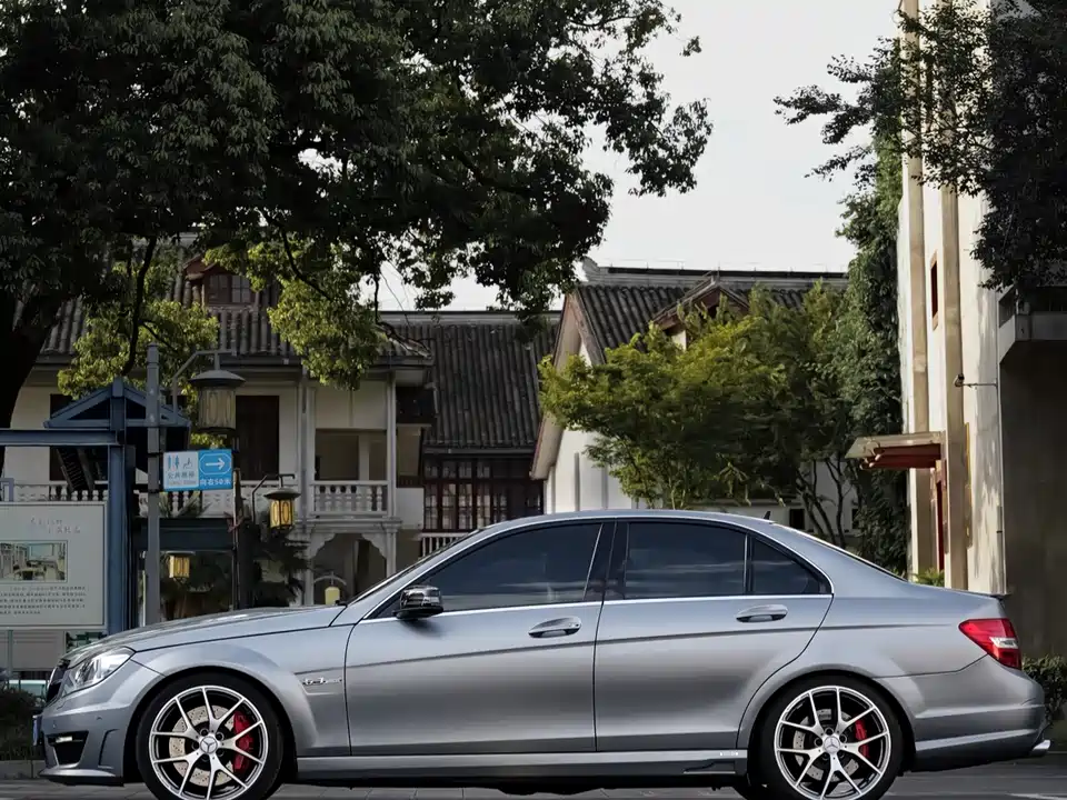 Mercedes-Benz C-class AMG Mercedes-Benz C-class AMG