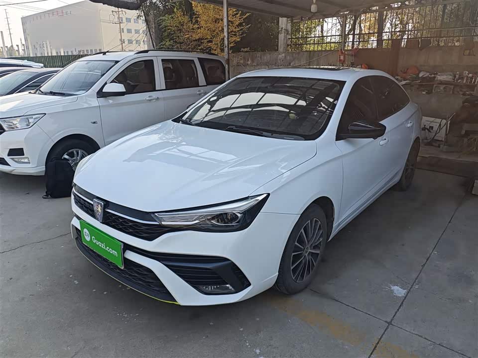 Roewe i5