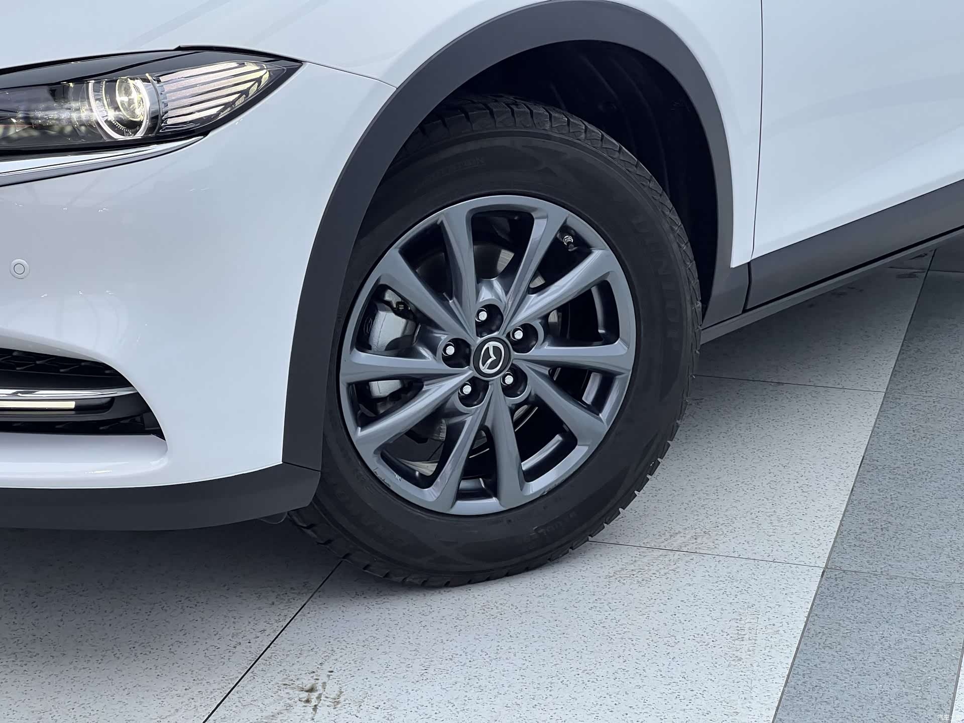 Mazda CX-4, 2023 18