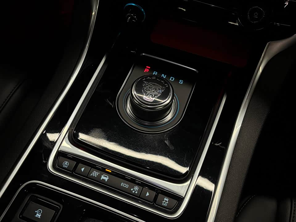 Jaguar XEL