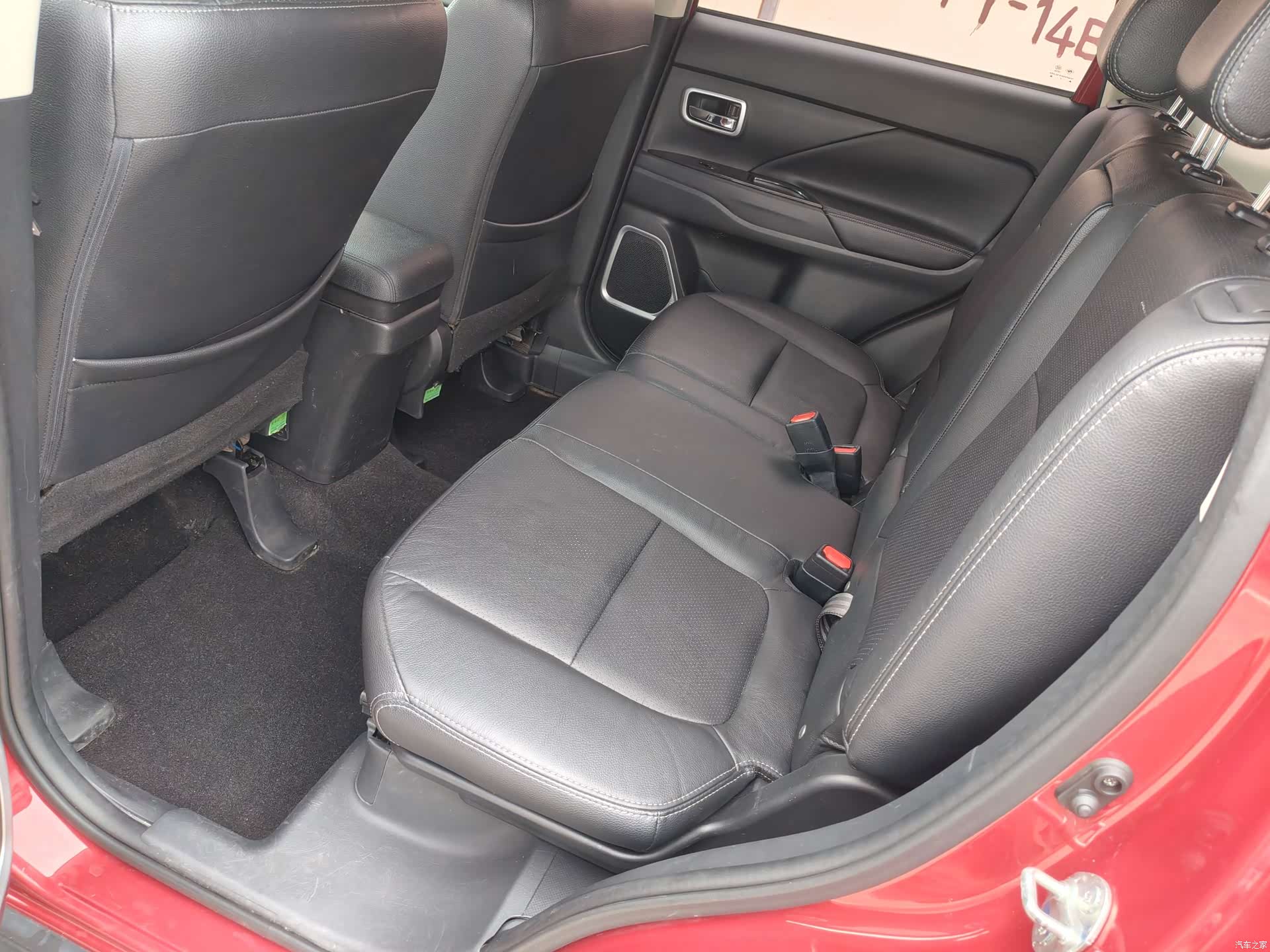 Mitsubishi Outlander, 2018 8