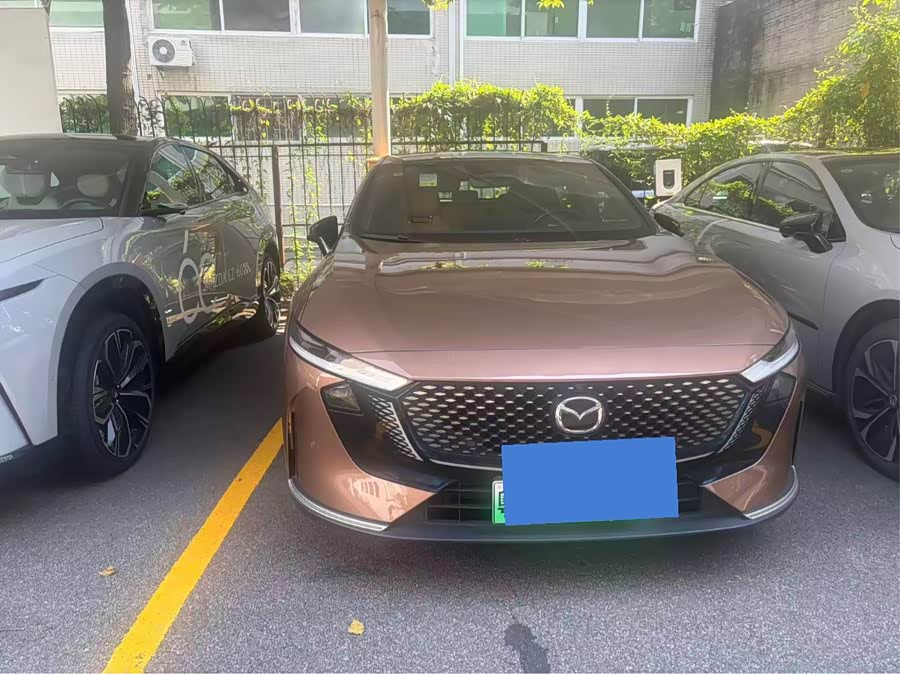 Mazda EZ-6