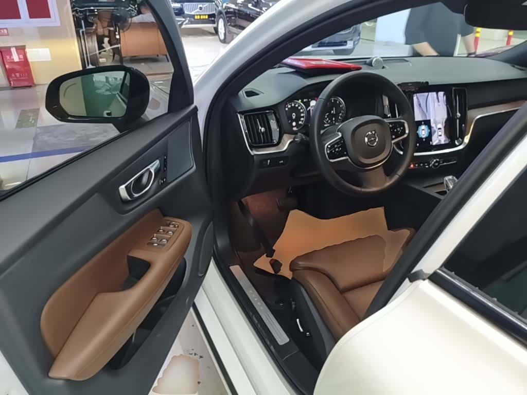 Volvo S60, 2022 16