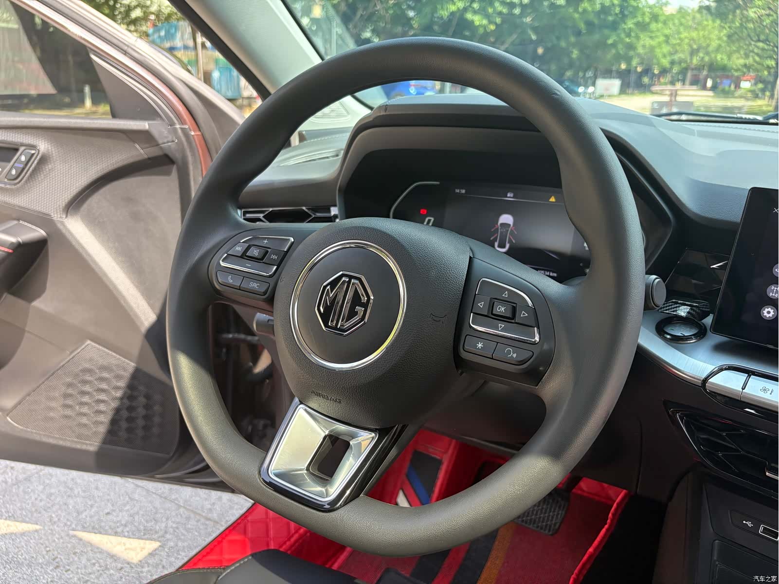 MG MG5, 2023 12