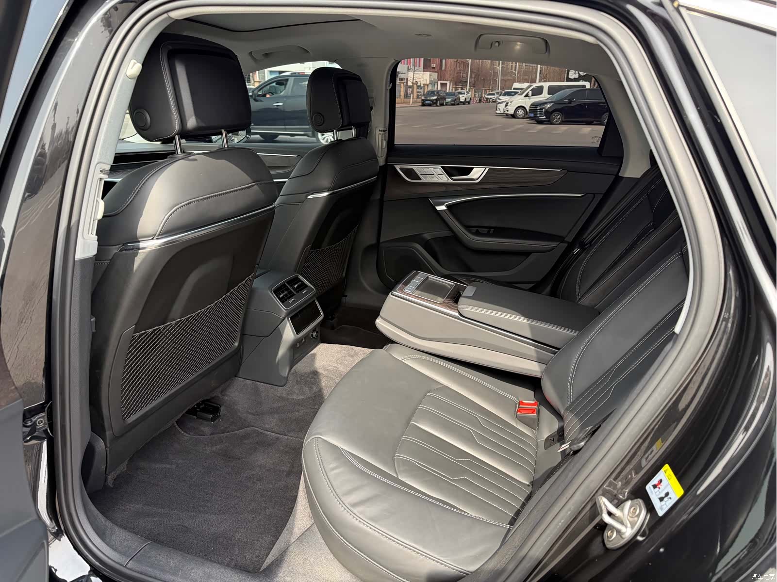 Audi A6L, 2023 7