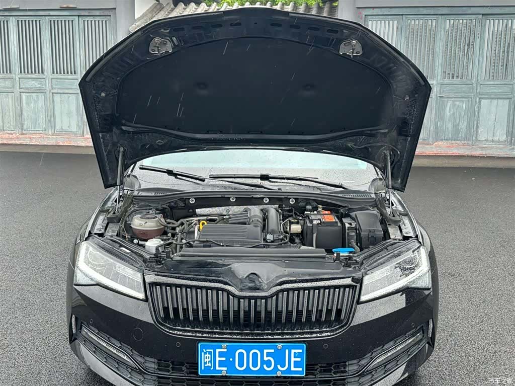 Skoda Superb, 2023 19